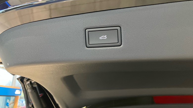 Ford Explorer 210kW Select 77kWh 5dr Auto Electric Estate